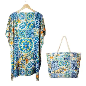 Set rochie tip poncho din matase si geanta mare de vara cu model marocan in culori vibrante predominant albastru imagine