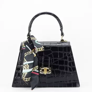 Geanta din piele naturala cu esarfa 8953 121 Negru imagine