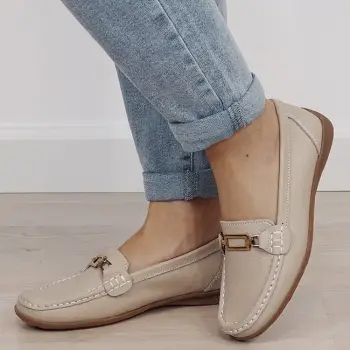 Mocasini bej de tip loafers din piele naturala 0511 01 imagine