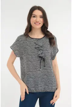 Bluza neagra cu buline albe din matase cu jabou imagine