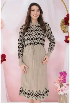 Rochie bej tricotata cu model floral negru imagine