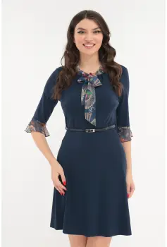 Rochie clos bleumarin cu esarfa din voal imprimat imagine