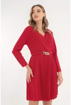 Rochie rosie cu fusta plisata si accesoriu auriu imagine