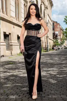Rochie de seara lunga Sabina neagra cu fronseuri si pietre pretioase imagine