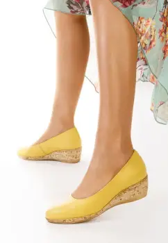 Pantofi cu platforma galbeni Sonia imagine