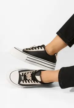 Tenisi dama Pamelia negri imagine